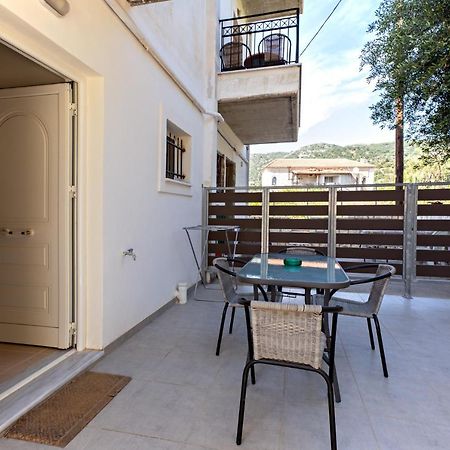 Nikki'S Family Apartments Sívota Exterior foto